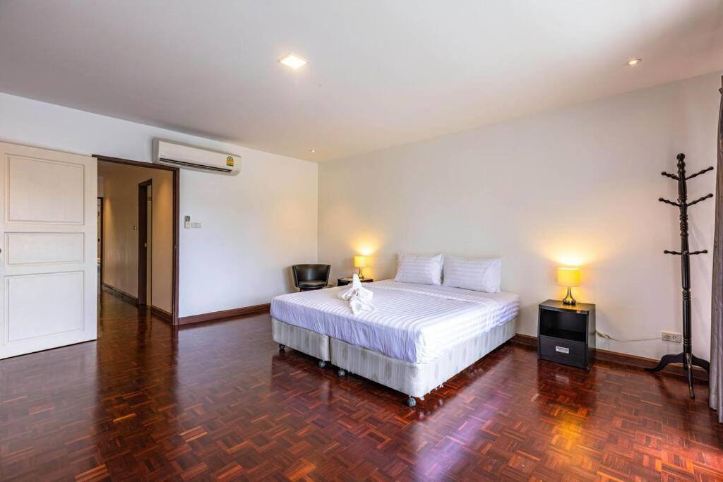 4 Bedroom Townhouse In Great Location! HHQ Exterior foto