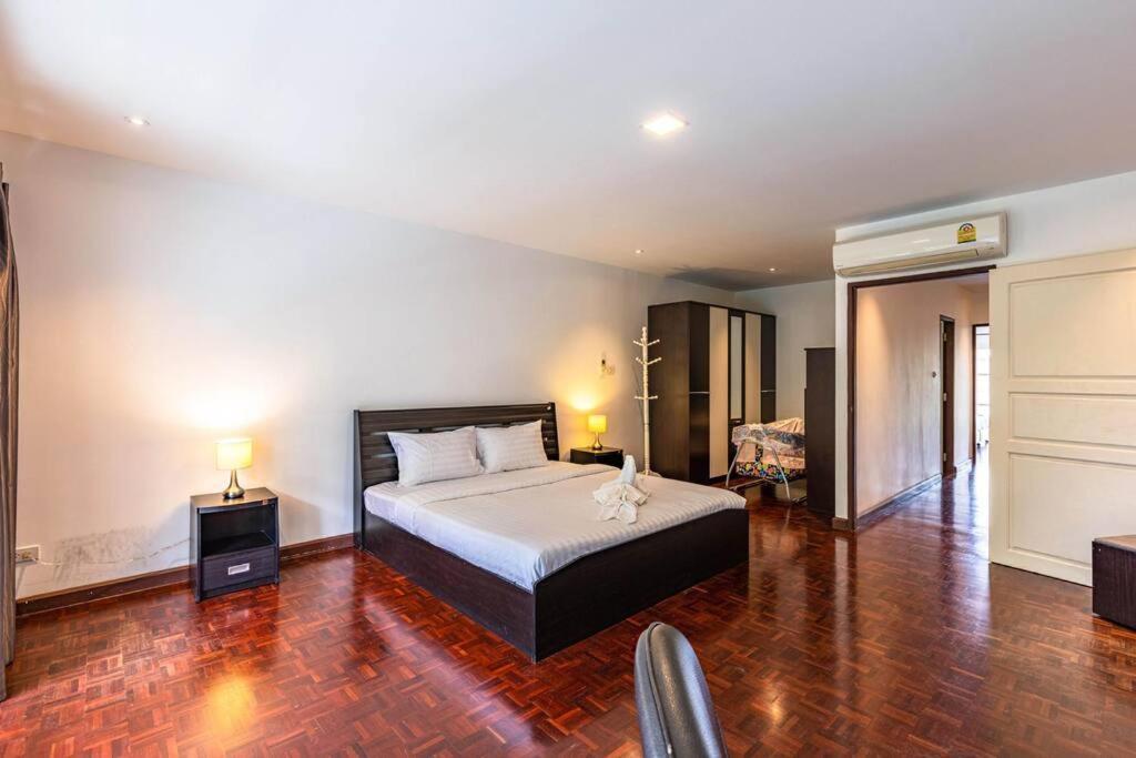 4 Bedroom Townhouse In Great Location! HHQ Exterior foto